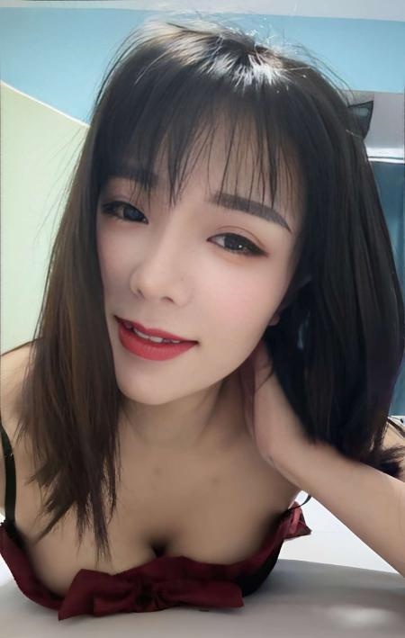 成都风骚妹子小虎牙