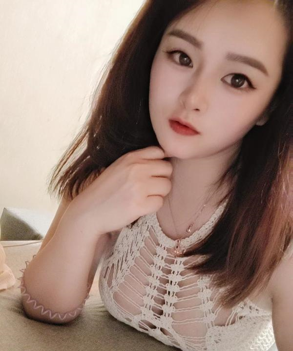 羅湖大奶妹子溫妮