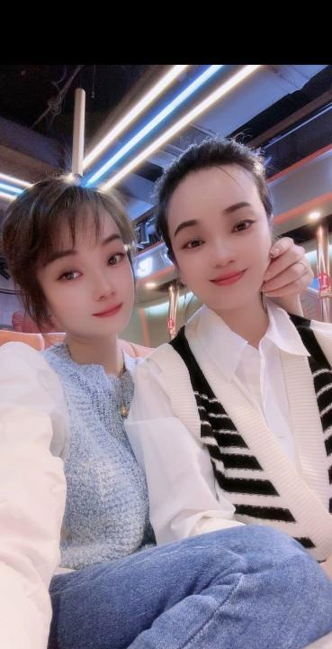 服务系姐妹