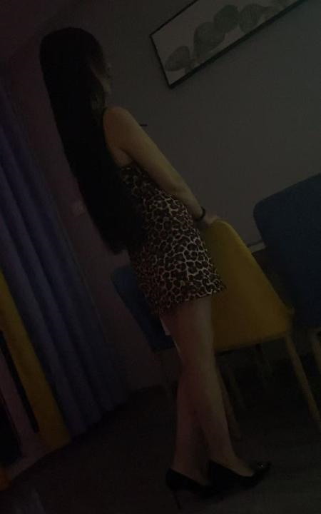 大胸勾人少妇