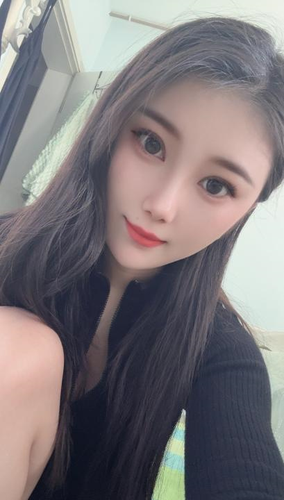 岁数小服务好