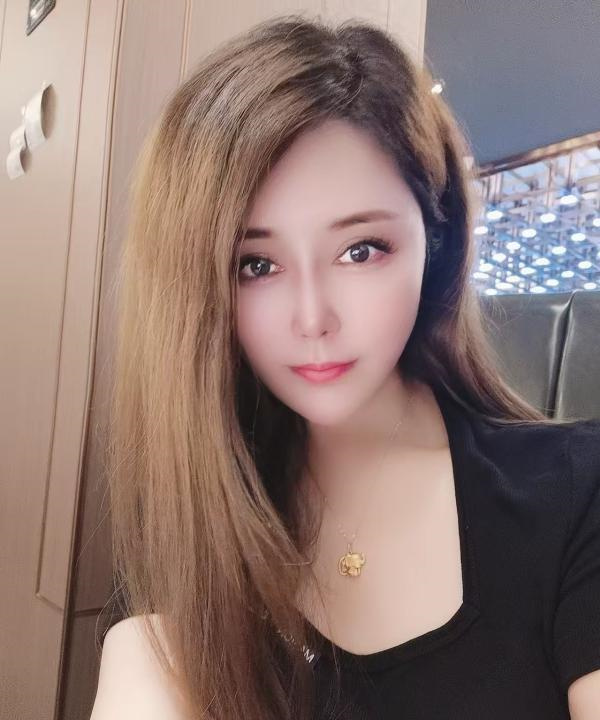 又一个巨乳尤物