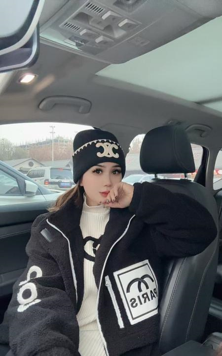 大奶子少妇马莉亚