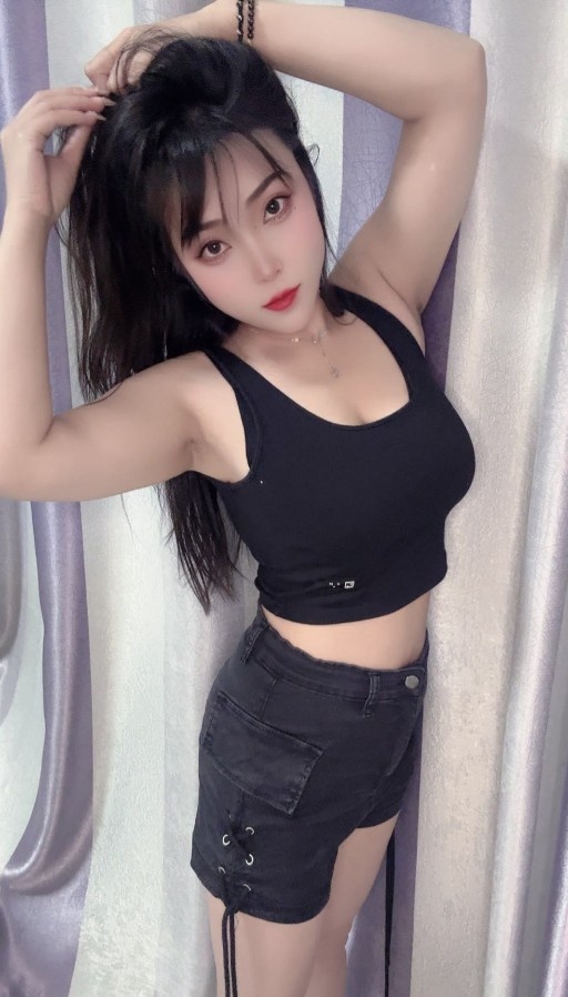 大奶少妇雨桐