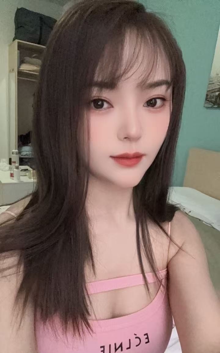 白云嫩妹婷婷