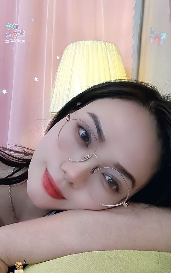 杭州东站角色扮演姐姐