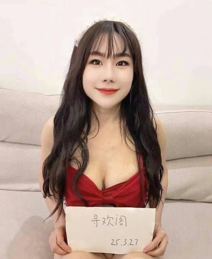 靓妹琳琳