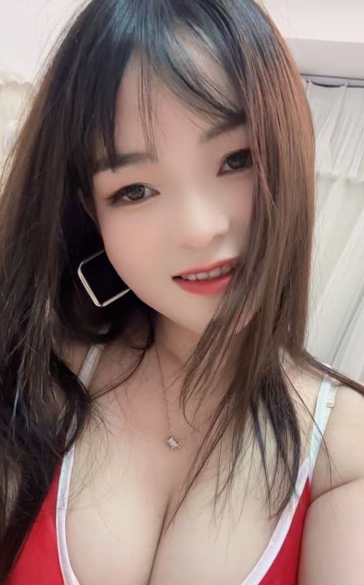 紧致可爱小骚货