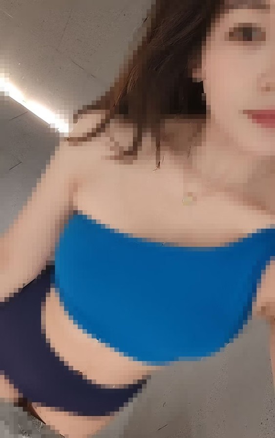 郑州市区年轻小姑娘