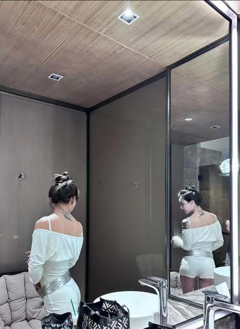 敏感易高潮莞式铭铭