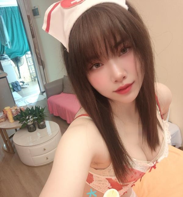 水床小姐姐