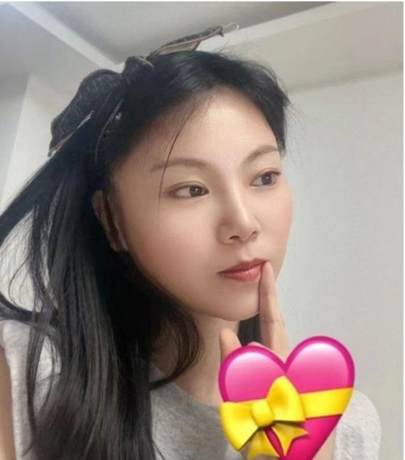舌吻性感萱萱在相城