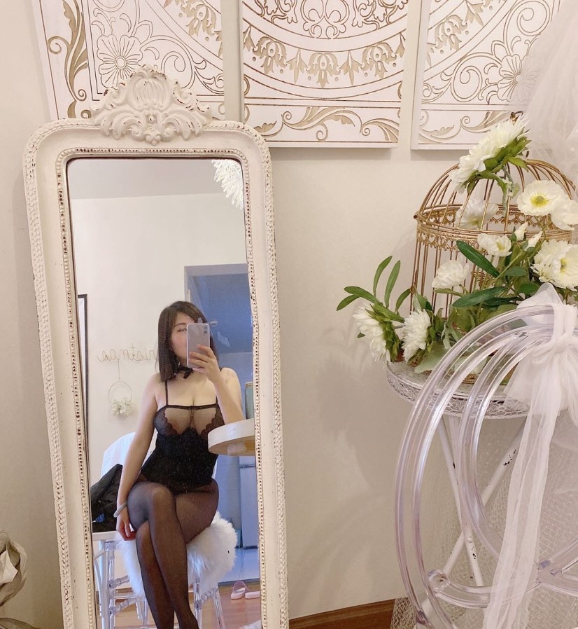钟楼大奶燕子