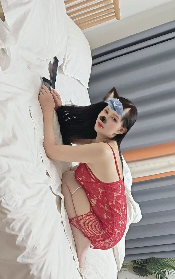 个人性感美女彩云
