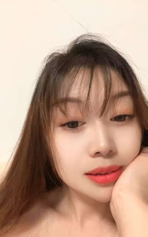 明秀少妇