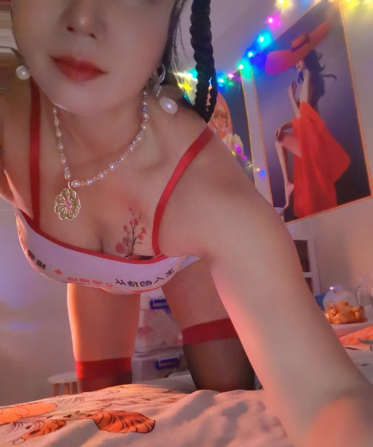 东升性感少妇