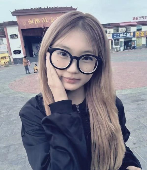 可空降07三点粉小妹
