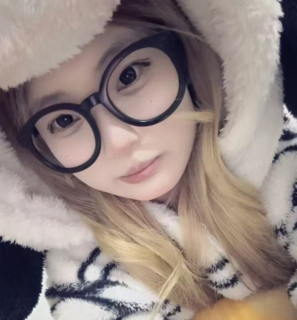 可空降07三点粉小妹