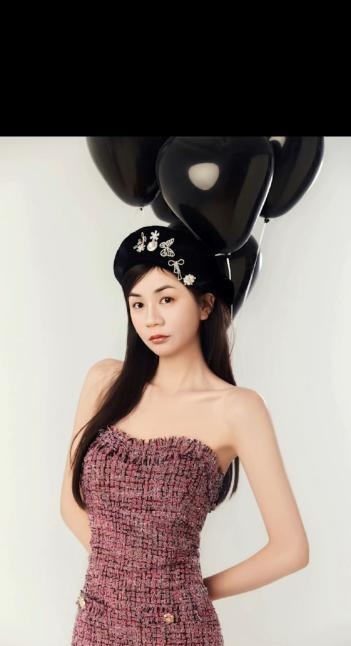 瑶海佳苑靓妹