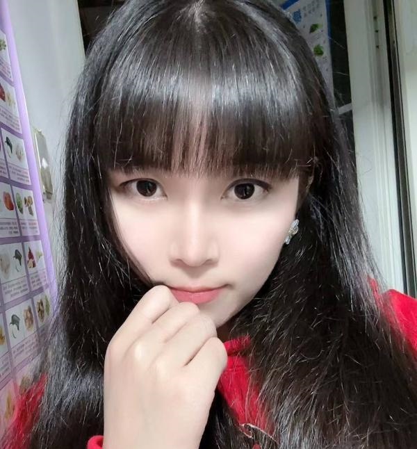 风骚翘臀主动妹子
