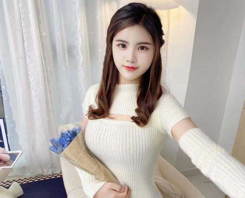 萧山白嫩小表妹