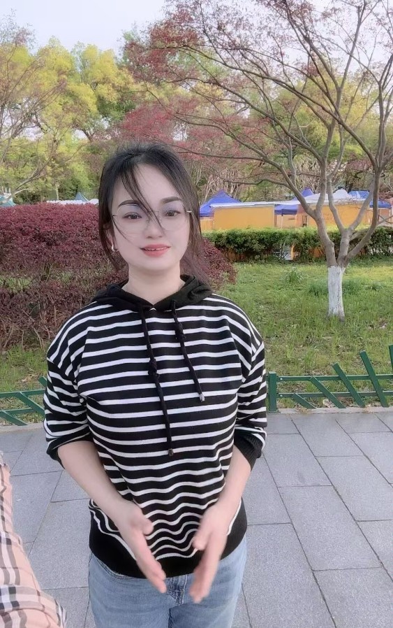 温柔奶妈梦梦
