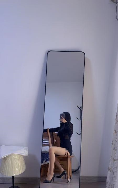 秦淮长腿喵喵
