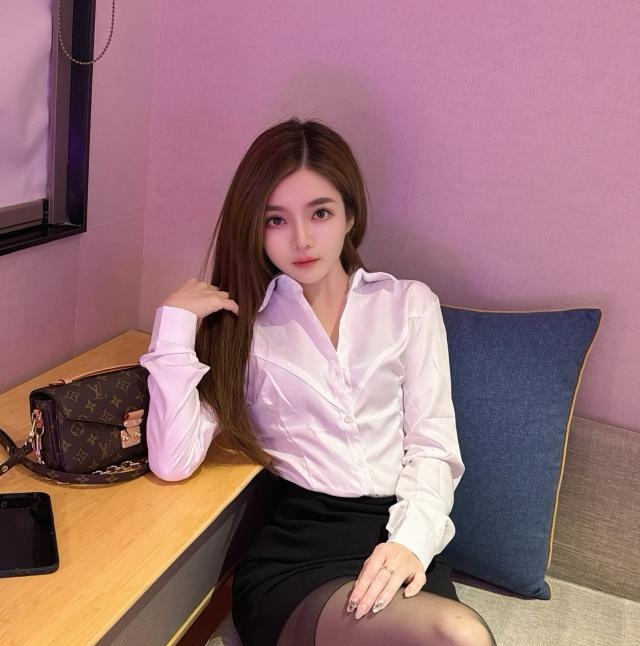 徐汇丽莎邻家女