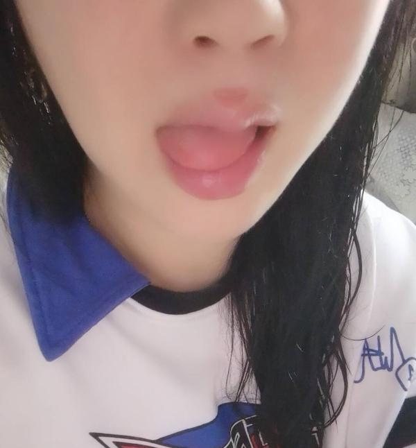 越秀巨乳风情姐姐