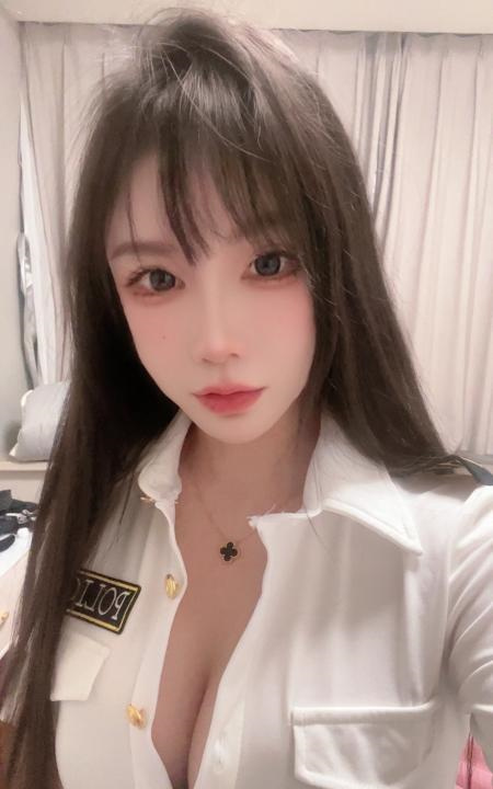 杭州自聊美胸玥玥