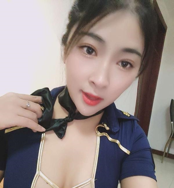 大骚臀小姨子