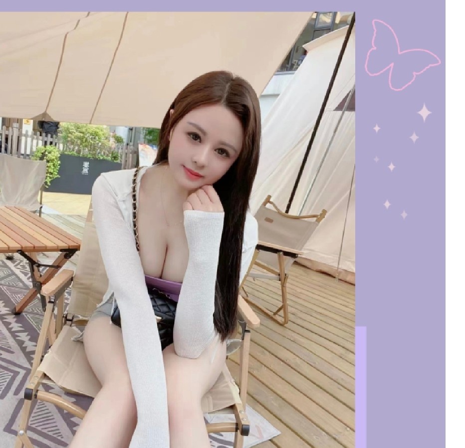 娇小大胸思思
