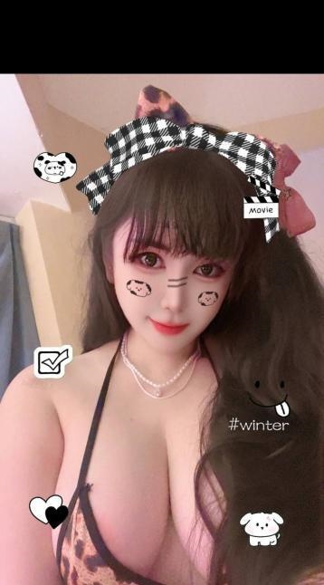 福田大胸佩琪