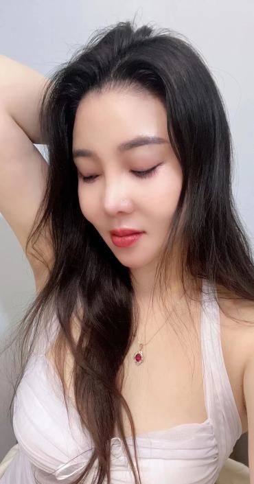 二刷风骚少妇小如