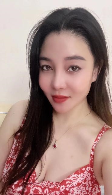 二刷风骚少妇小如