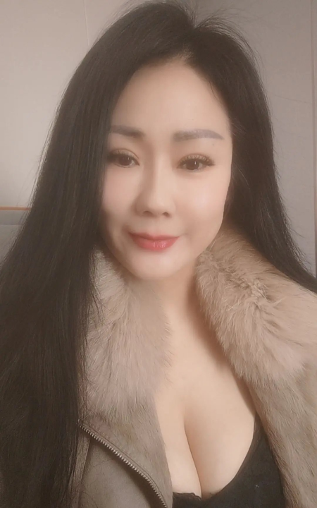 东北御姐胸大屁股大