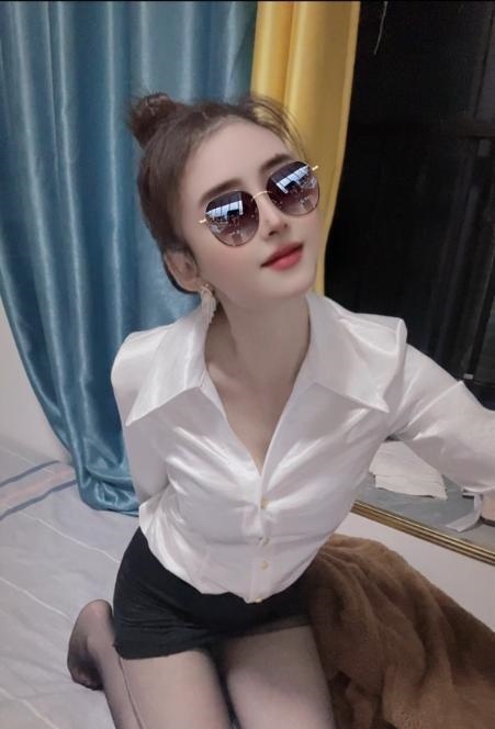 虎丘性感御姐