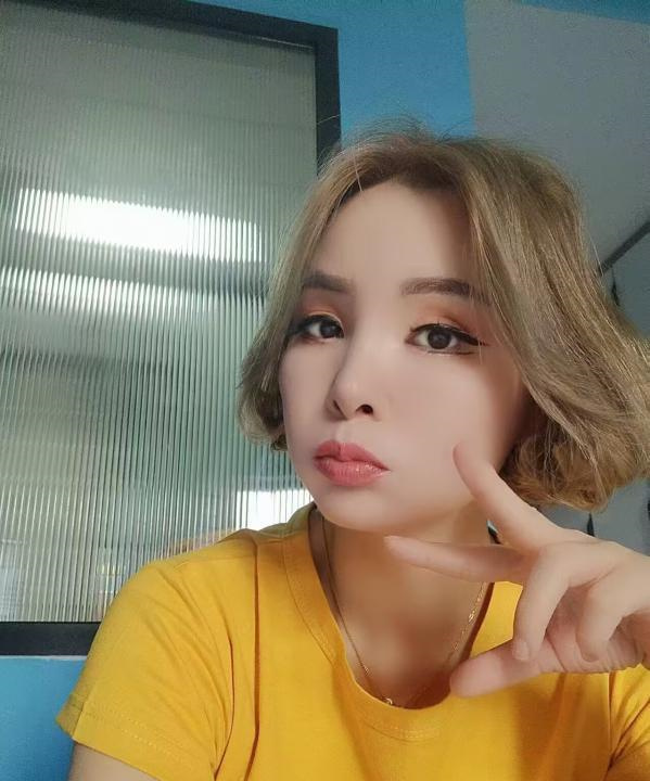 西青小巧小少妇