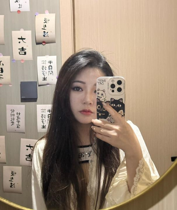 大胸萝莉体验记