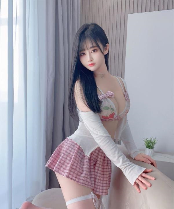 园区性感小菲