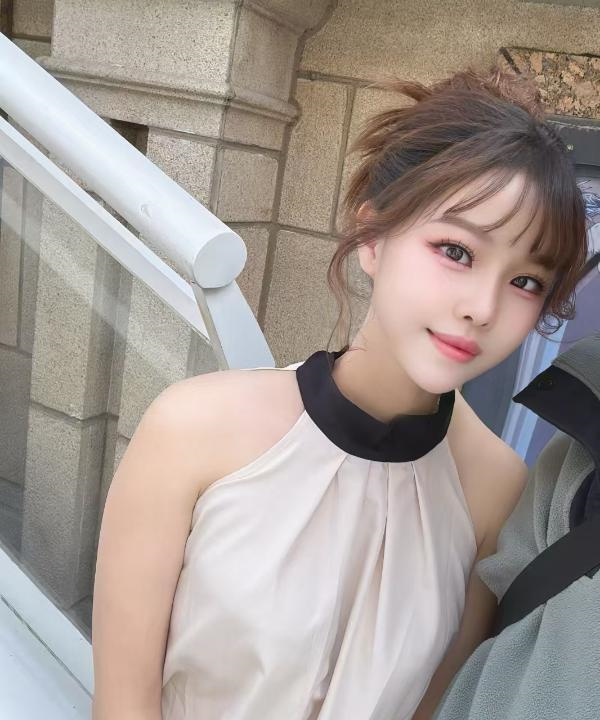 闵行制服媚娘