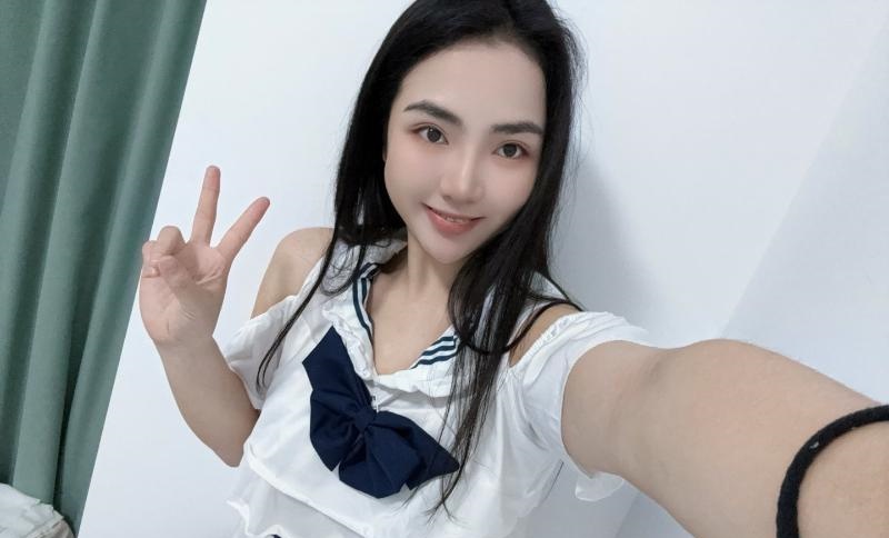 拱墅女友系桃桃子