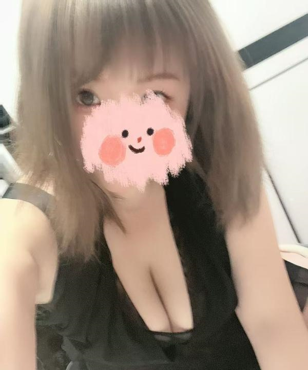 闵行大胸妹子