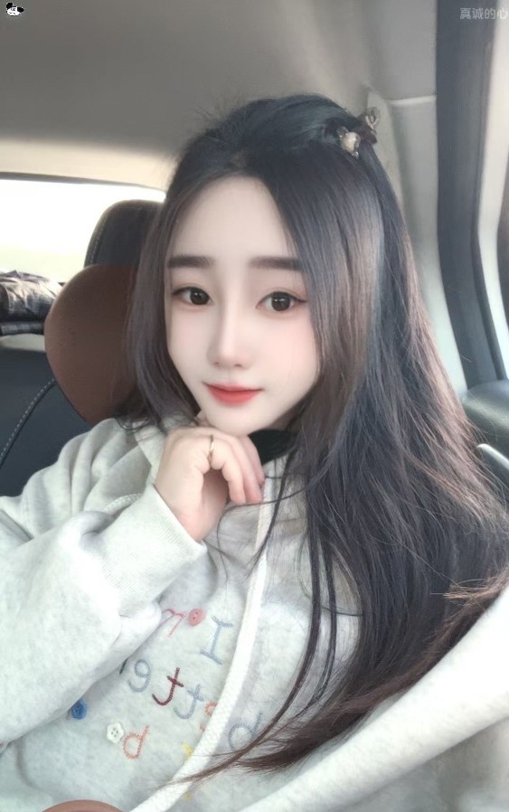 性价比高的巨乳美女