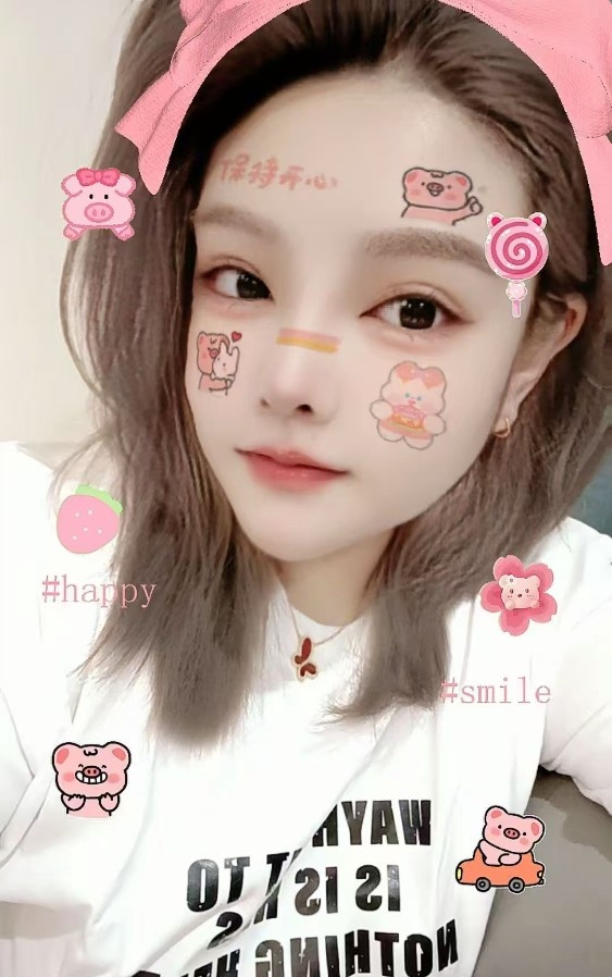 长相混血的小姐姐