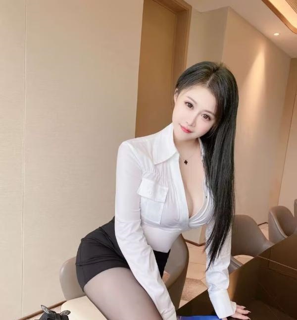长宁少妇大胸E