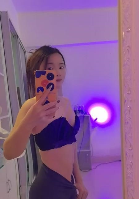 惠州翘臀骚女