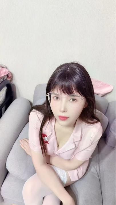 佛山骚少妇丝袜天天