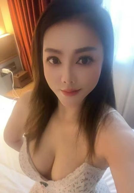 长宁菊花三通小雯