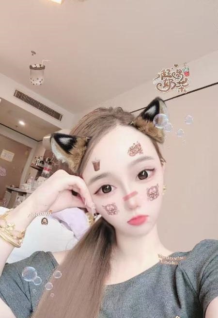 三通妩媚骚妇